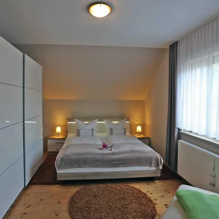 Lange Mit Balkon Ab 7 Jahren *